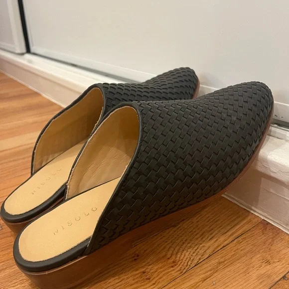 Nisolo Woven Leather Mules in Black, Size 9.5 - Picture 5 of 6